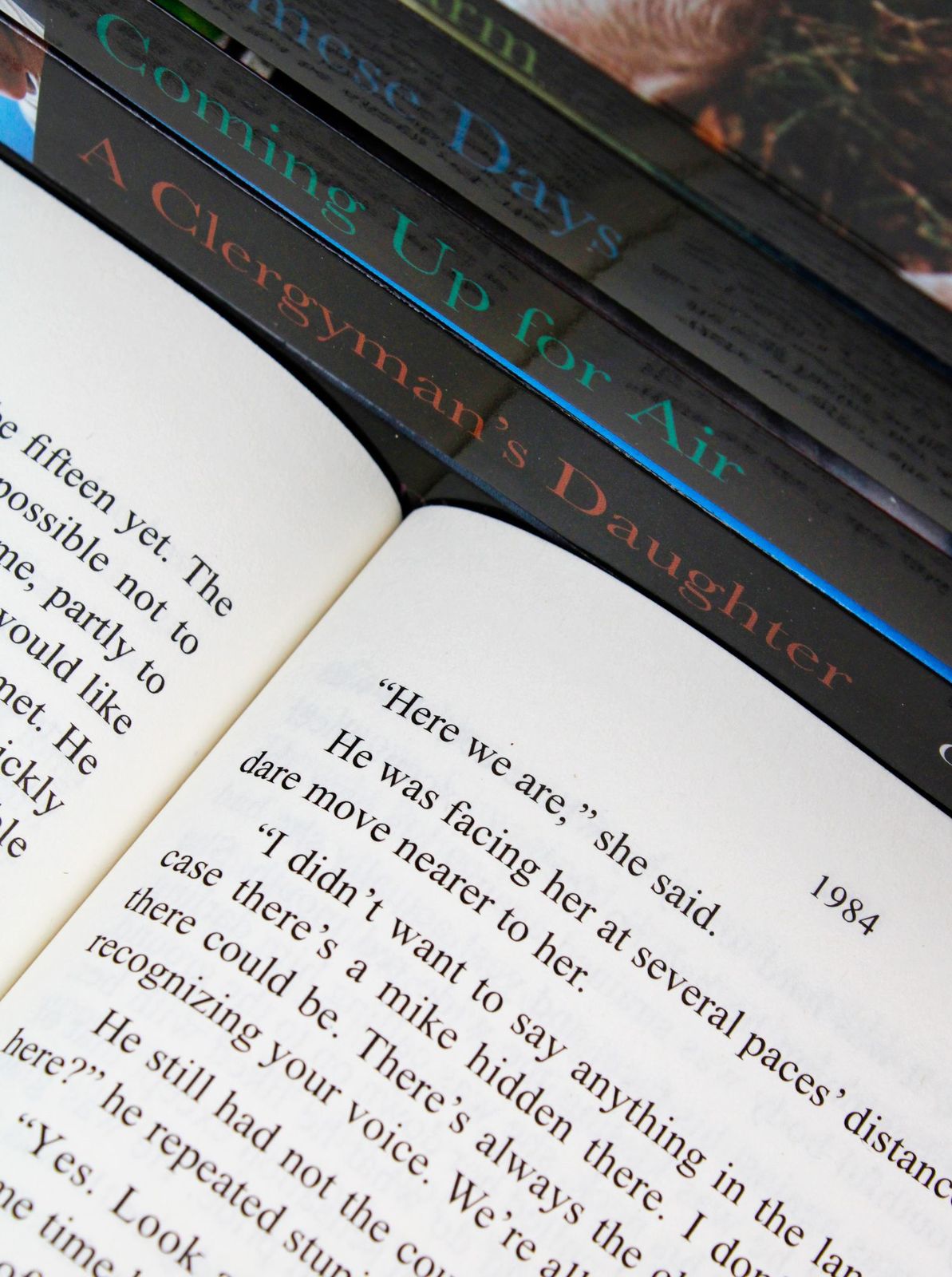 George Orwell 6 Book Box Set Complete Classic Essential Collection – Dystopian Book Set, Political Fiction, Must-Read Literature for Book Lovers