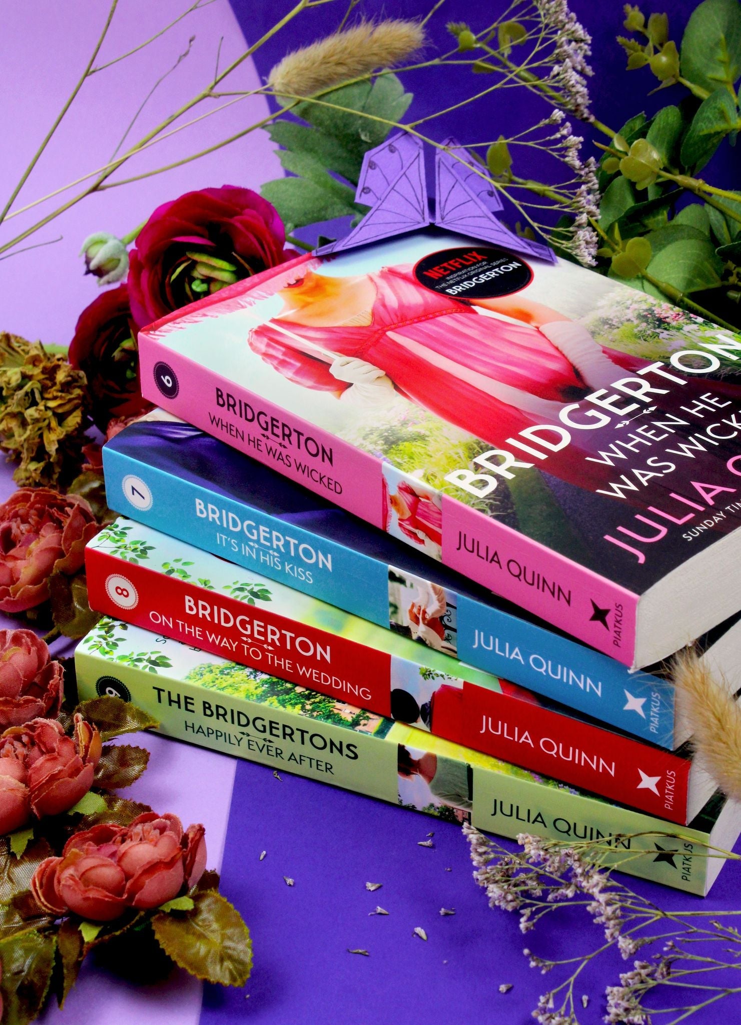 Julia Quinn Bridgerton Family Series 6-9 Collection 4 Books Set (When He Was Wicked, It's In His Kiss, On The Way To The Wedding, The Bridgertons: Happily Ever After)