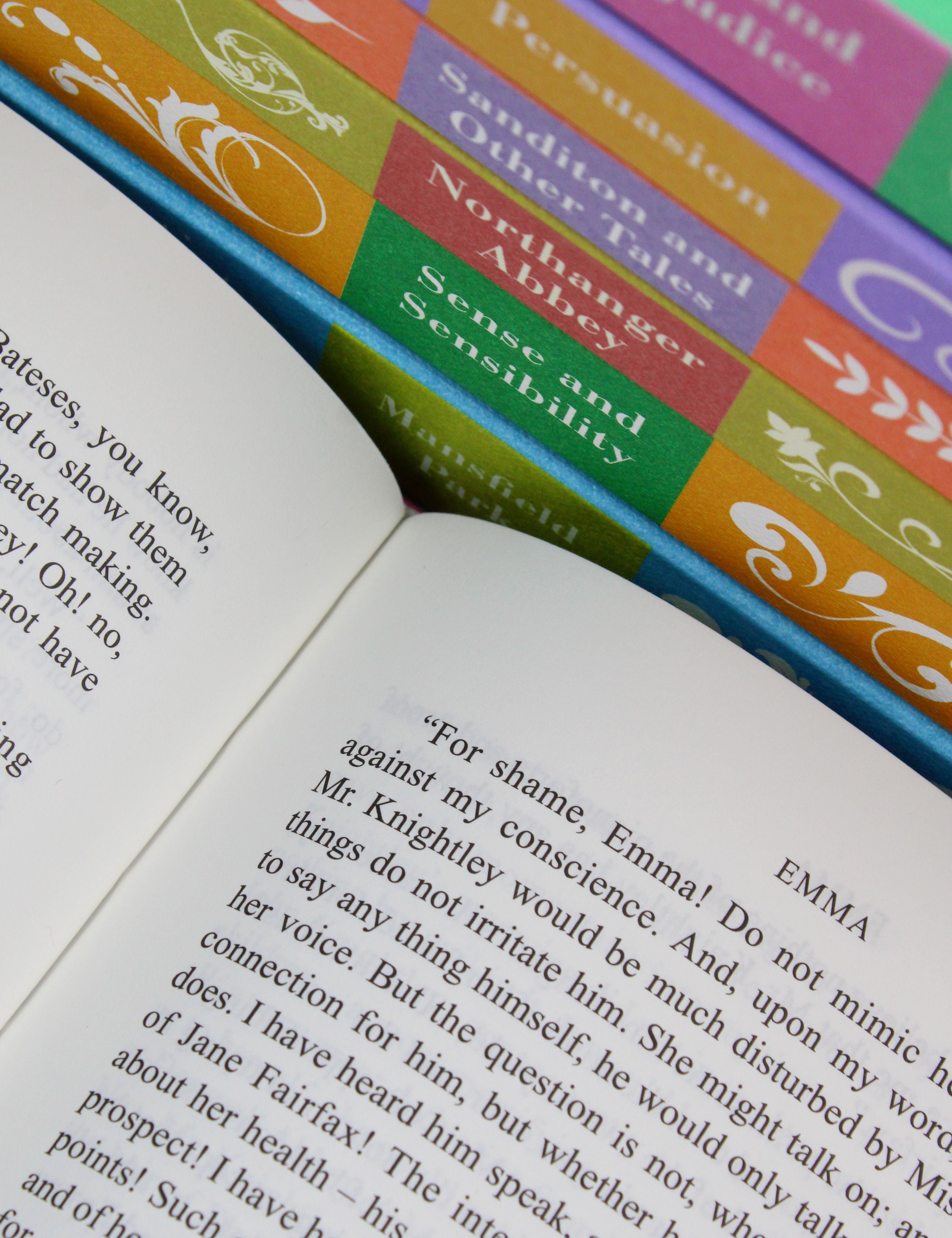 Jane Austen Complete Works 7 Book Hardcover Boxed Set β Classic Literature Novels: Emma, Pride and Prejudice, Persuasion, Mansfield & More