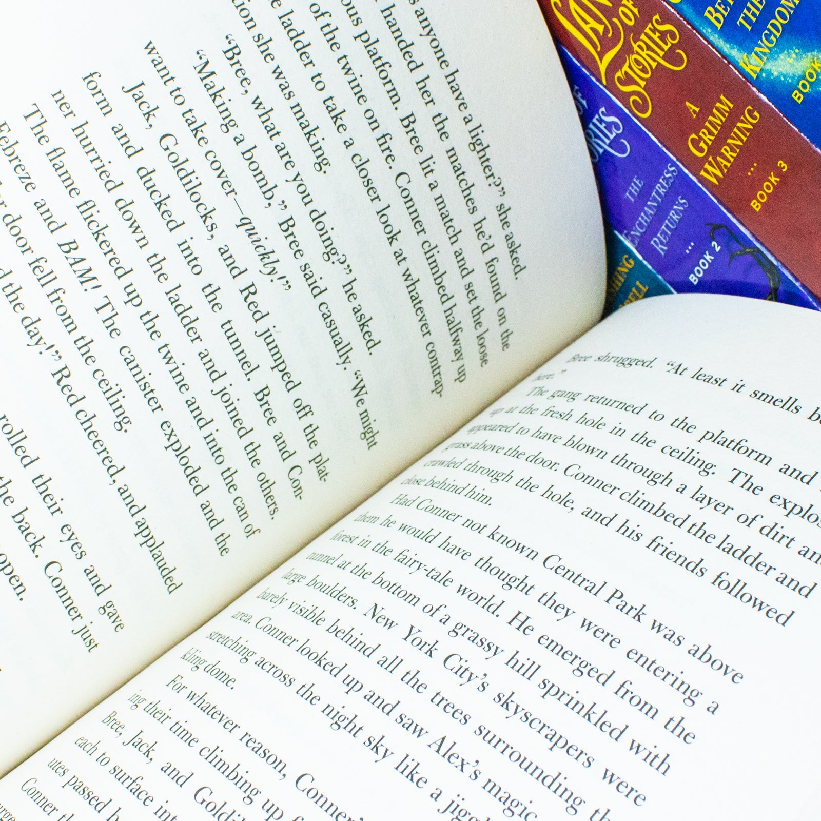 The Land Of Stories 6 Book Series Collection Deluxe Box Set by Chris Colfer|Magical Children's Fantasy Adventure| Middle Grade Books for Young Readers