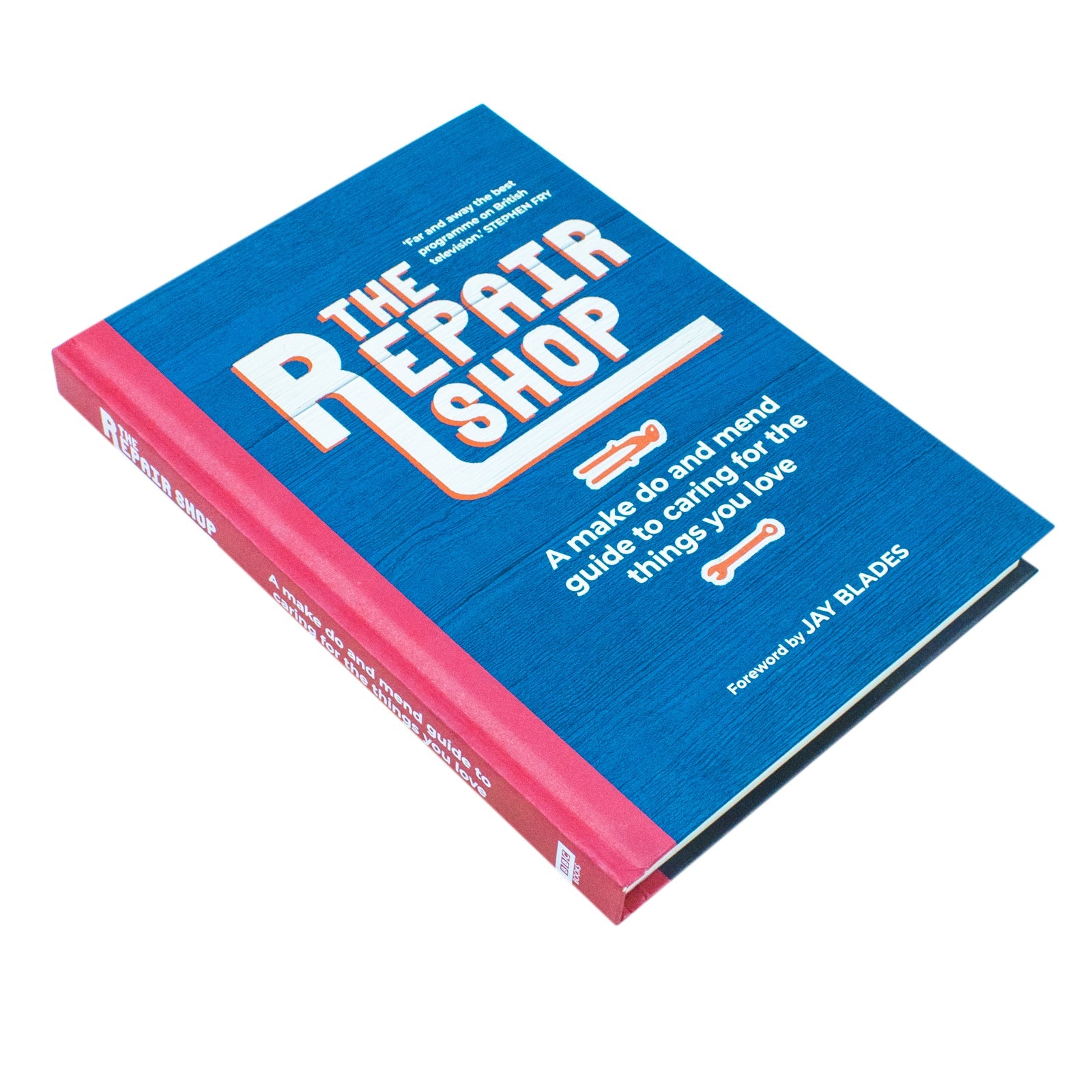 The Repair Shop: A Make Do and Mend Handbook By Karen Farrington