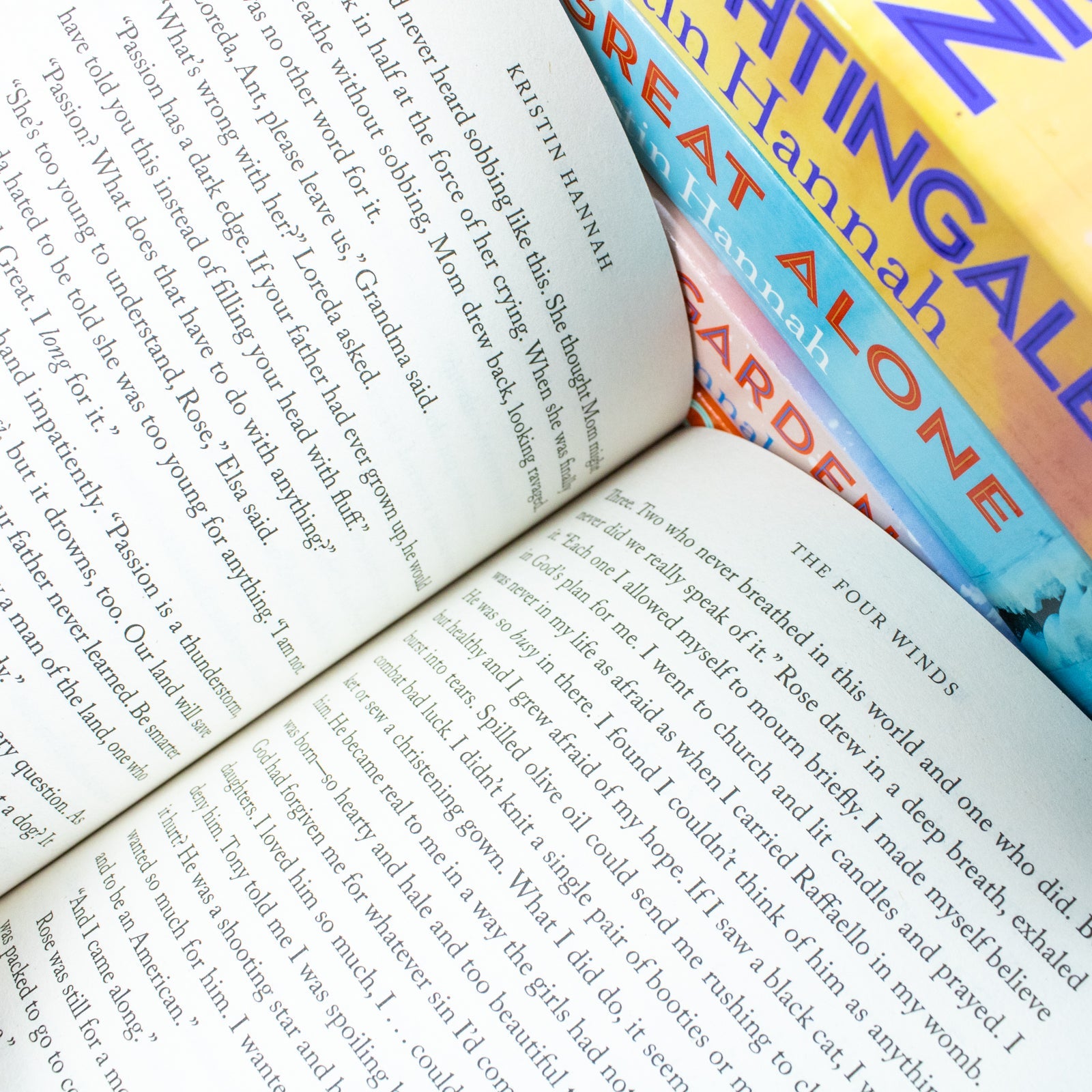 Kristin Hannah Book Collection, 5 Novels for Ages 12 +, Includes The Nightingale and The Four Winds, Emotional Fiction on Love Survival Family