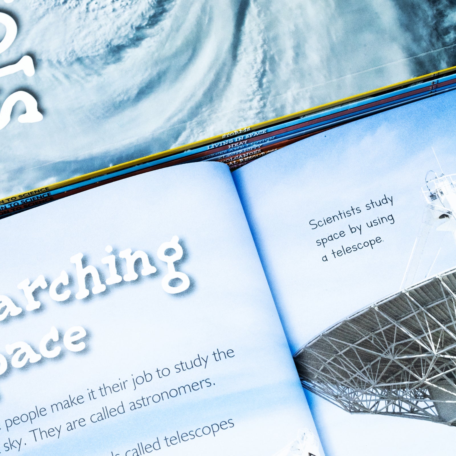 Children's Science Books | Beginner STEM 10 Book Set: Astronomy, Electricity, Food Chains, Forces, Heat, Storms, Sun, Moon & More (8+ years)