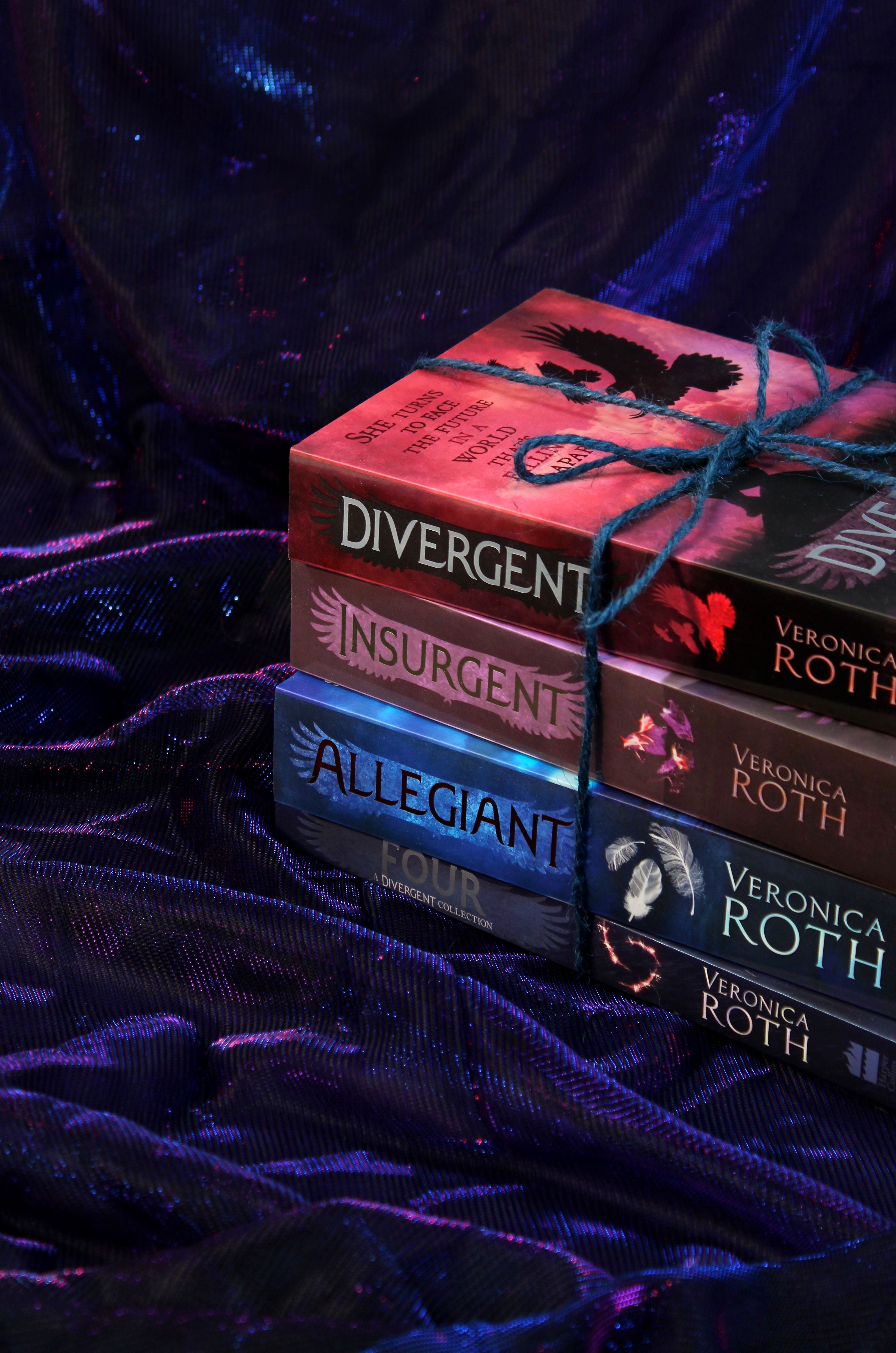 Divergent Series 4-Book Box Set by Veronica Roth |Includes Divergent, Insurgent, Allegiant & Four |YA Dystopian Fiction, Action, Adventure.