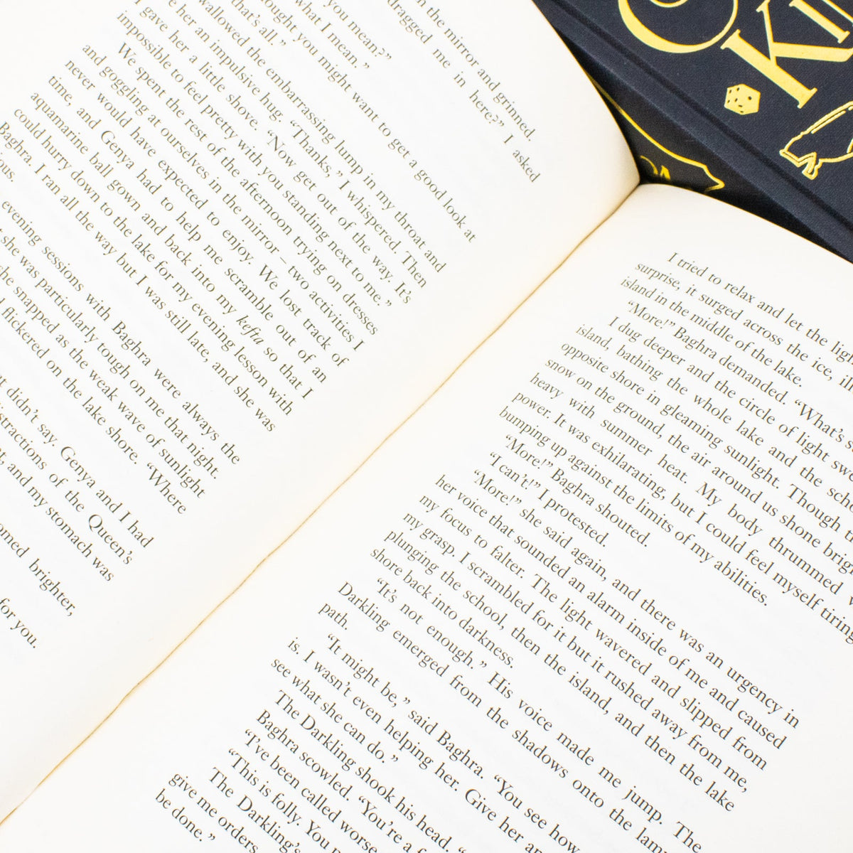 Leigh Bardugo Collector's Edition 2 Book Set – Includes Shadow and Bone & Crooked Kingdom! Must-Have for Grishaverse Fans and Collectors!
