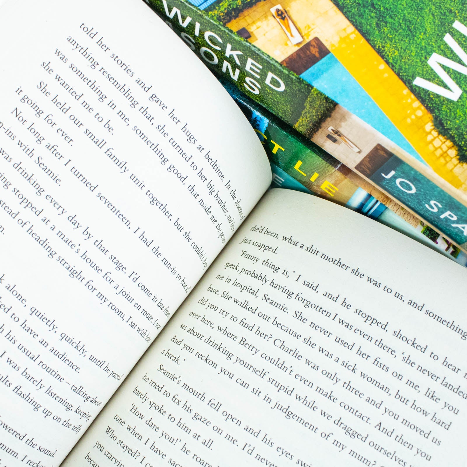 Jo Spain Series Collection 4-Book Set | Gripping Mystery & Thriller Fiction: Confession, Six Wicked Reasons, Perfect Lie & Dirty Little Secrets