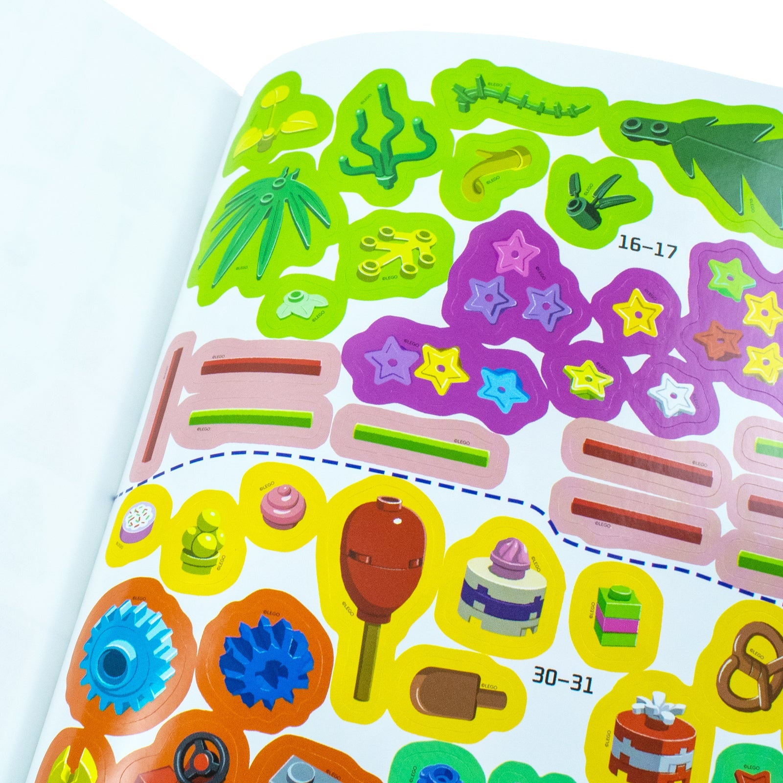 LEGO Books: Build and Stick: Space (includes LEGO bricks, book and over 250 stickers) (LEGO Build and Stick Activity Box)