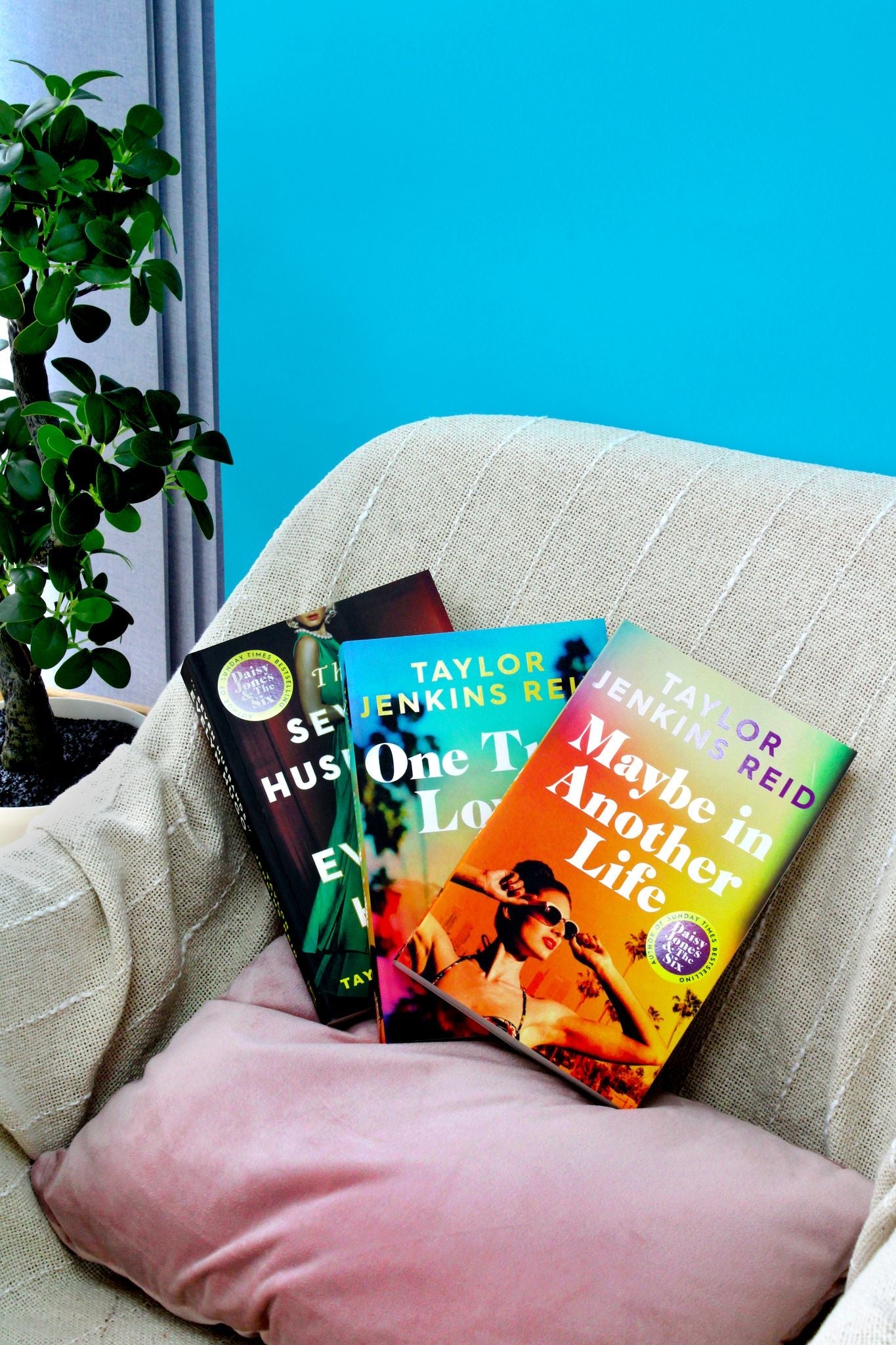 Taylor Jenkins Reid 3 Book Collection Set – Seven Husbands, Maybe in Another Life, One True Loves – Romance Bestsellers, Emotional, Character-Driven