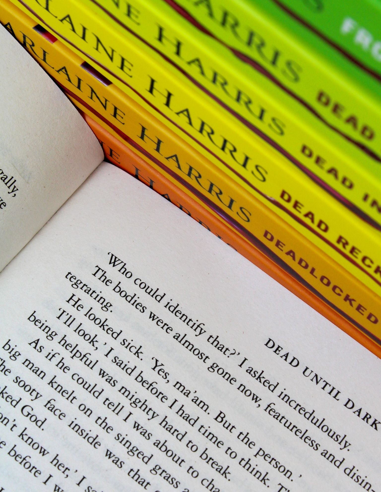 True Blood Sookie Stackhouse 13 Books Box Set Collection by Charlaine Harris - Complete Vampire Fantasy Series for Fans of Paranormal & Mystery Books