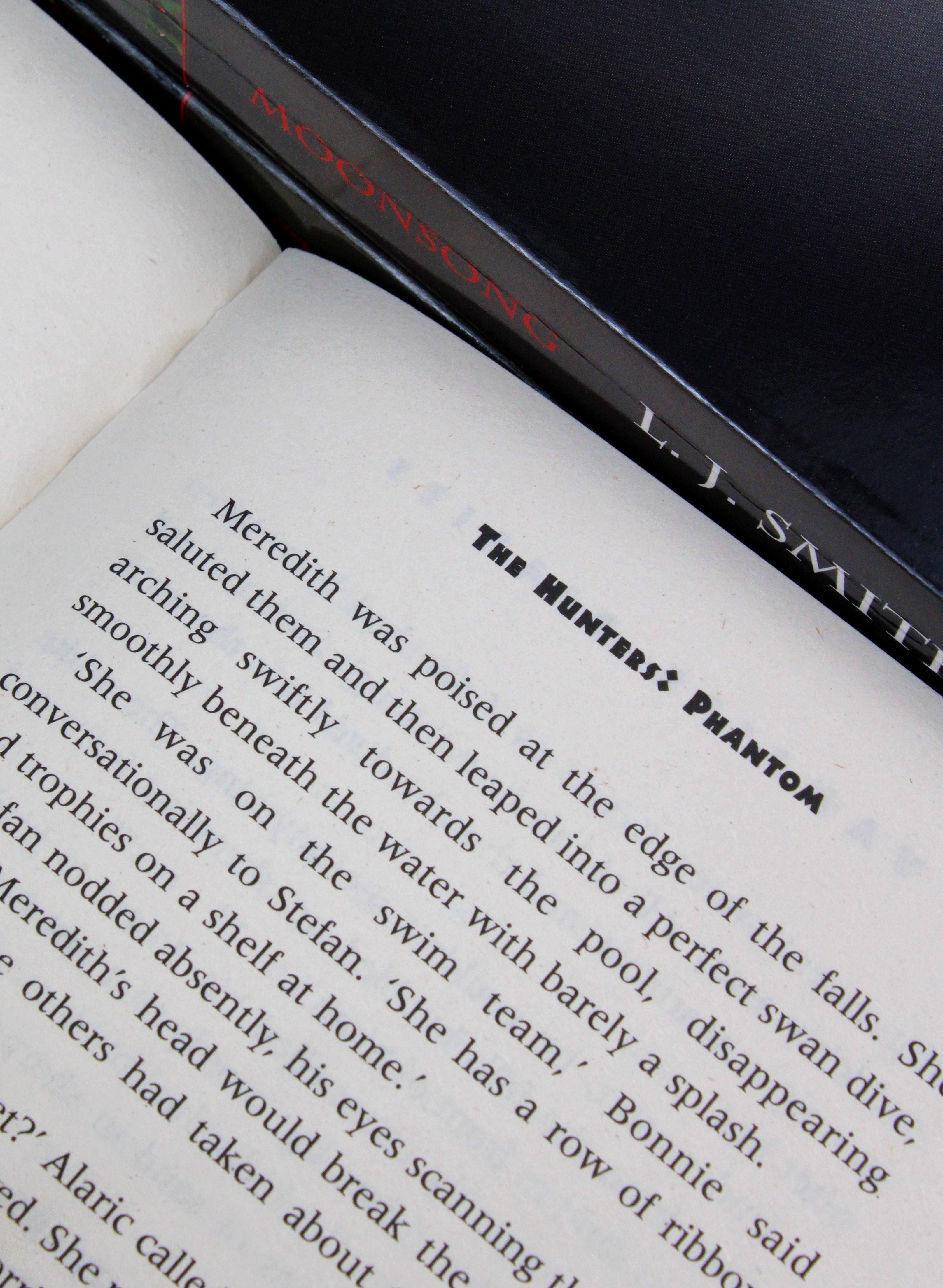 Vampire Diaries The Hunters Collection 3 Books Set by L.J. Smith (8 to 10) – YA Fantasy with Vampires, Magic, Adventure, Drama, Supernatural & Fiction