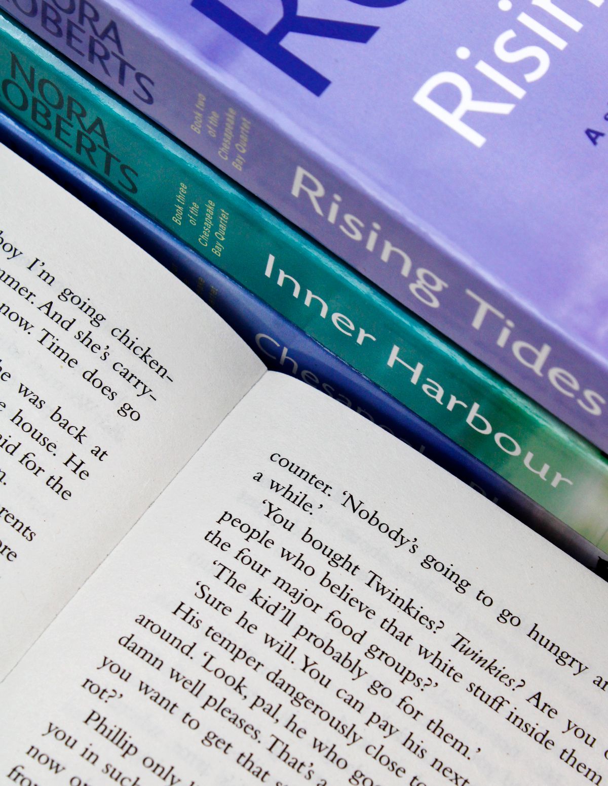 Nora Roberts Chesapeake Bay Series 4 Book Set – Sea Swept, Rising Tides, Inner Harbour, Chesapeake Blue | Romance, Fiction, Bestselling Novels